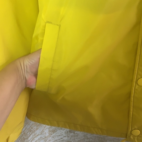 Vans Yellow Torrey Sulphur Coaches menโs Jacket size M - Picture 9 of 15